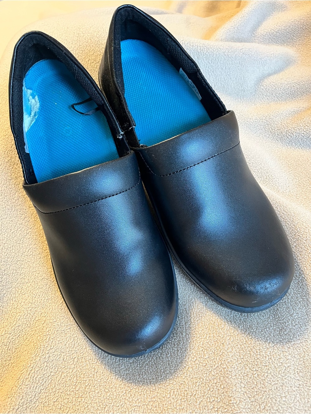 Black Slip-On Work Shoes with Blue Insole PB Sz 9